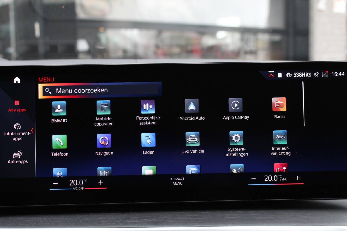 BMW i4 BMW i4 eDrive40 High Executive 84 kWh / Harman Kardon / SOH 94.3% / N.A.P.