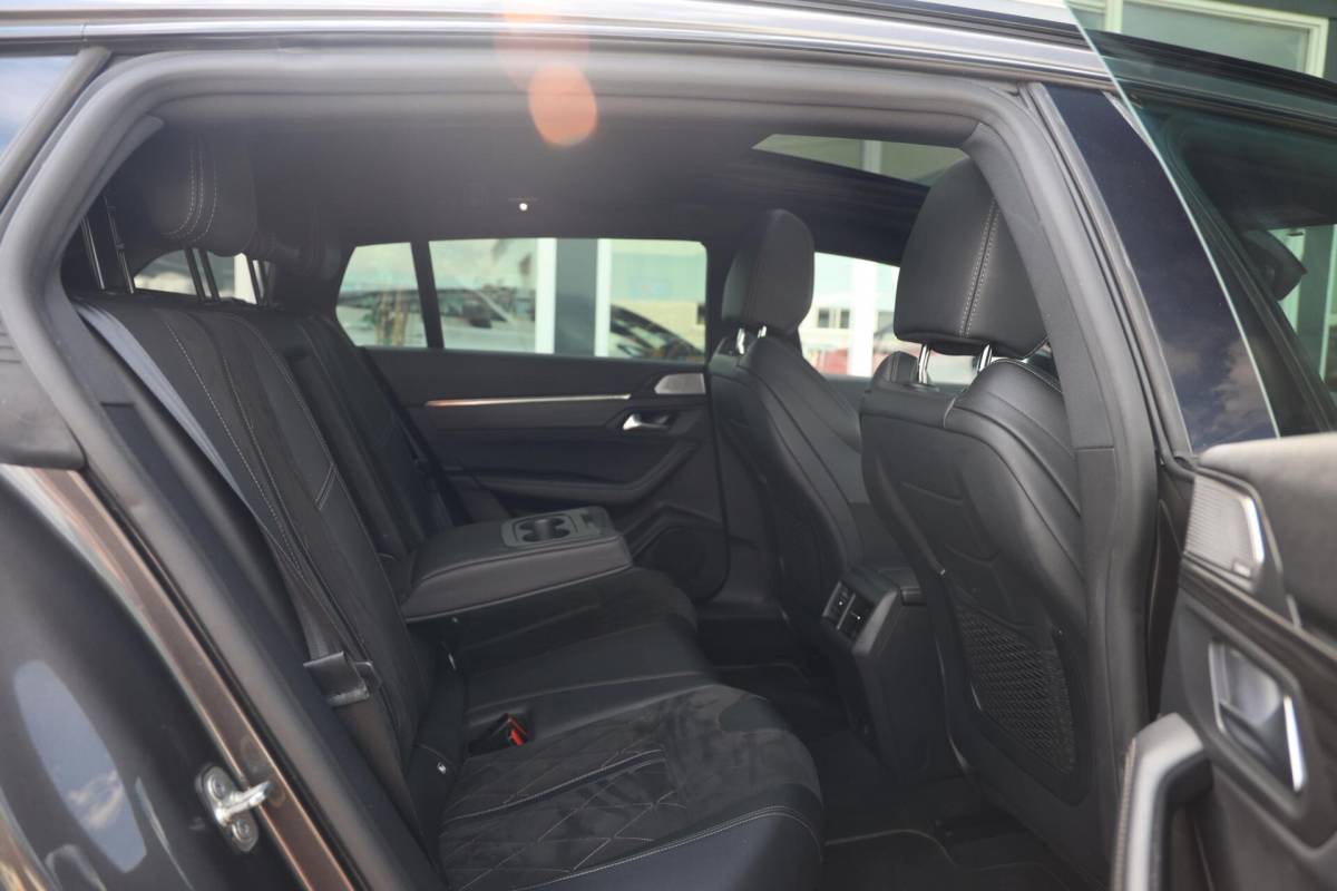 Peugeot 508 Peugeot 508 SW 1.6 HYbrid GT Pack Business|Automaat|Camera|Schuif-kanteldak|Stoelverwarming
