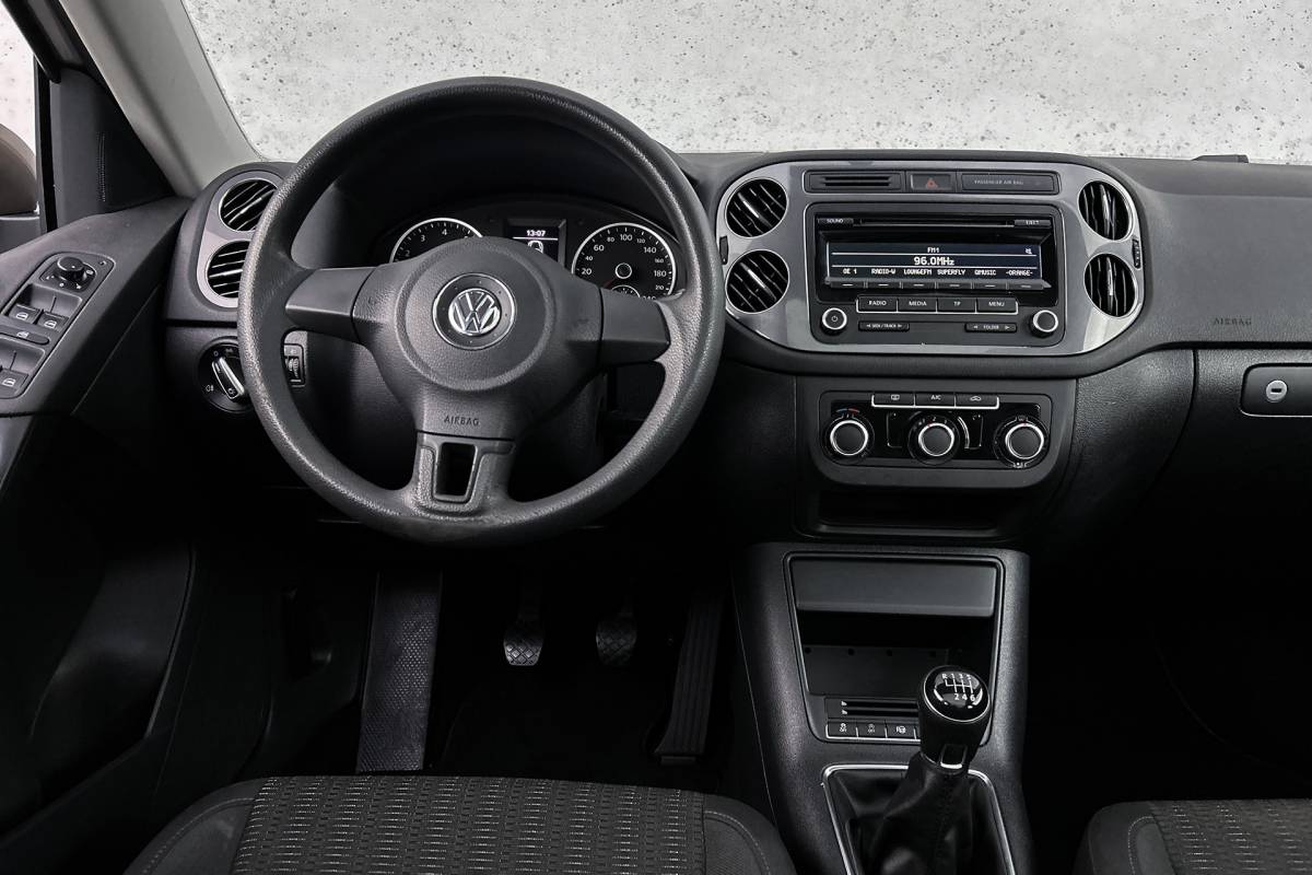 Volkswagen Tiguan Volkswagen Tiguan 1.4 TSI Easyline | Trekhaak | Panoramadak | Airco | Parkeersensoren