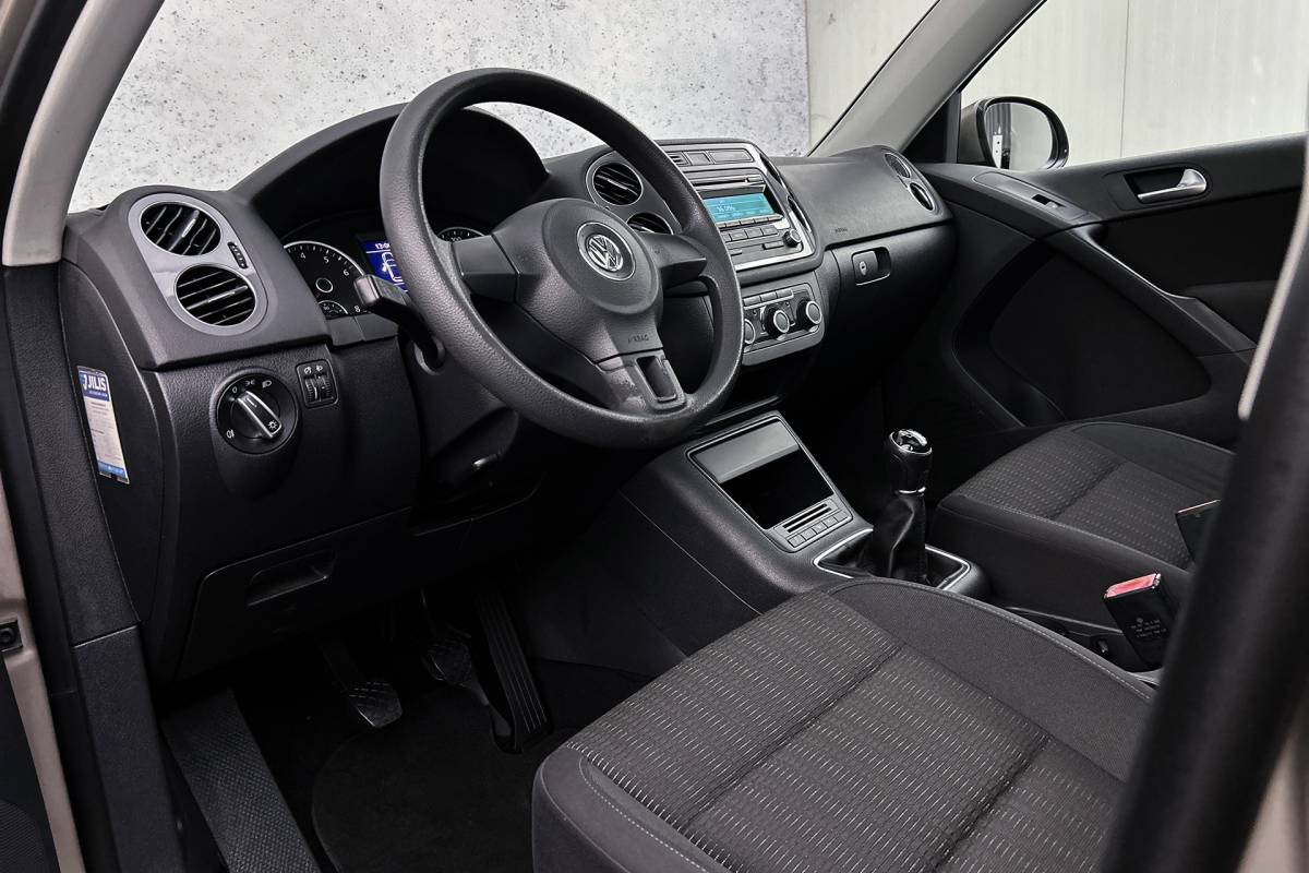 Volkswagen Tiguan Volkswagen Tiguan 1.4 TSI Easyline | Trekhaak | Panoramadak | Airco | Parkeersensoren