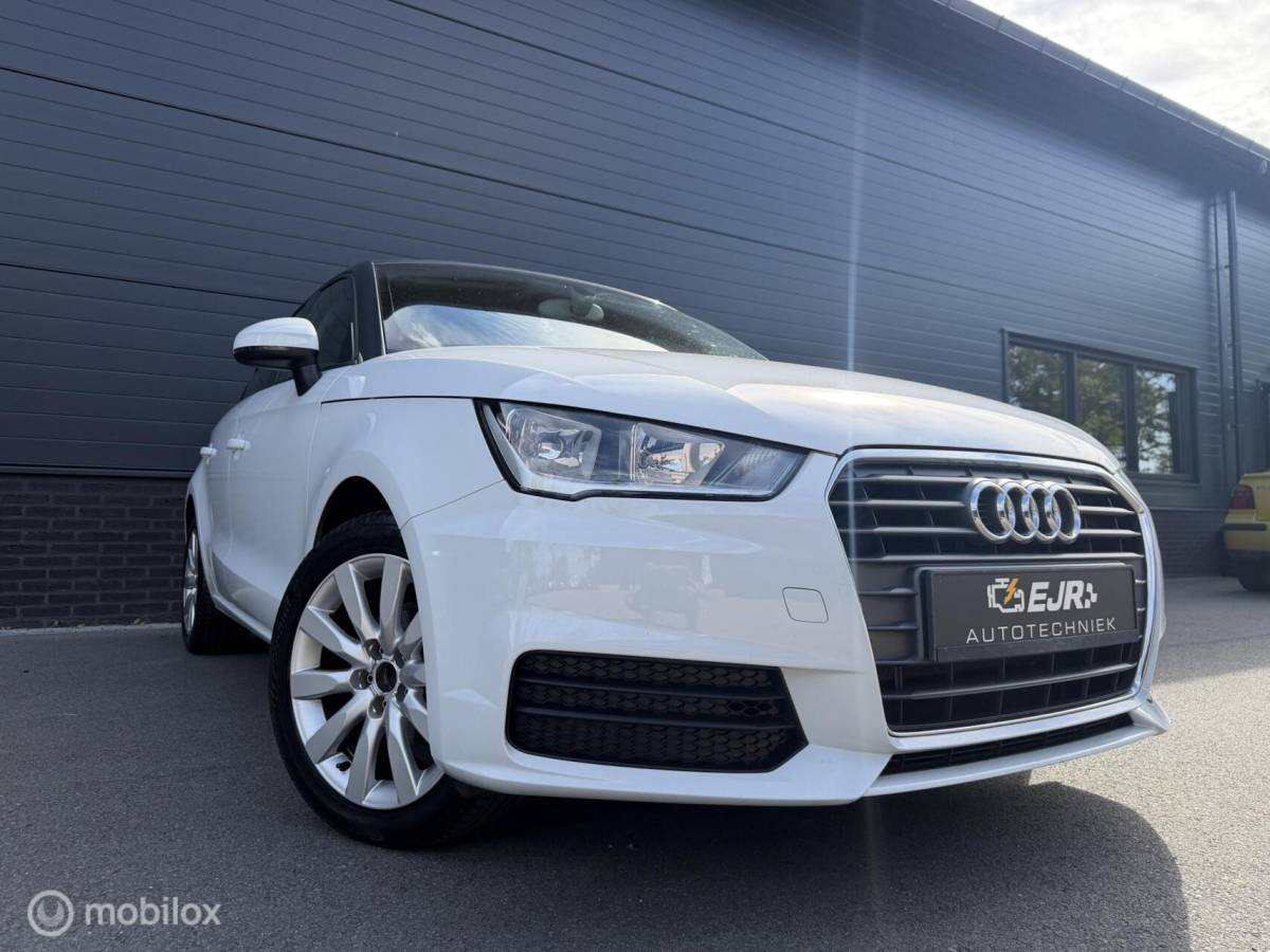 Audi A1 Sportback Audi A1 Sportback 1.0 TFSI  S-Tronic Sport CLIMA*CRUISE*NAV*PDC*STOELVERW