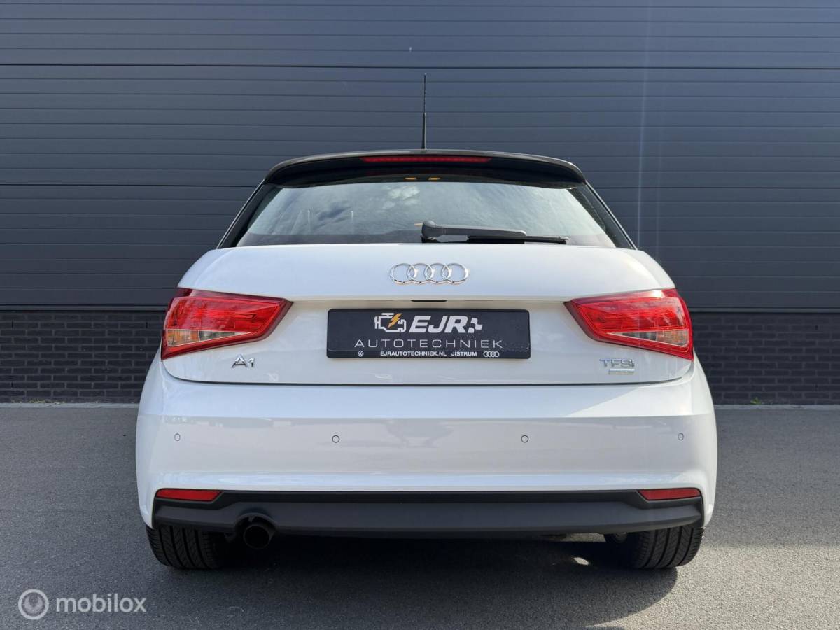 Audi A1 Sportback Audi A1 Sportback 1.0 TFSI  S-Tronic Sport CLIMA*CRUISE*NAV*PDC*STOELVERW