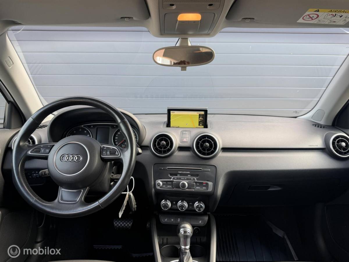 Audi A1 Sportback Audi A1 Sportback 1.0 TFSI  S-Tronic Sport CLIMA*CRUISE*NAV*PDC*STOELVERW
