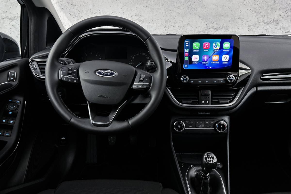 Ford Fiesta Ford Fiesta 1.0 EcoBoost Hybrid Titanium | Navigatie | LED koplampen