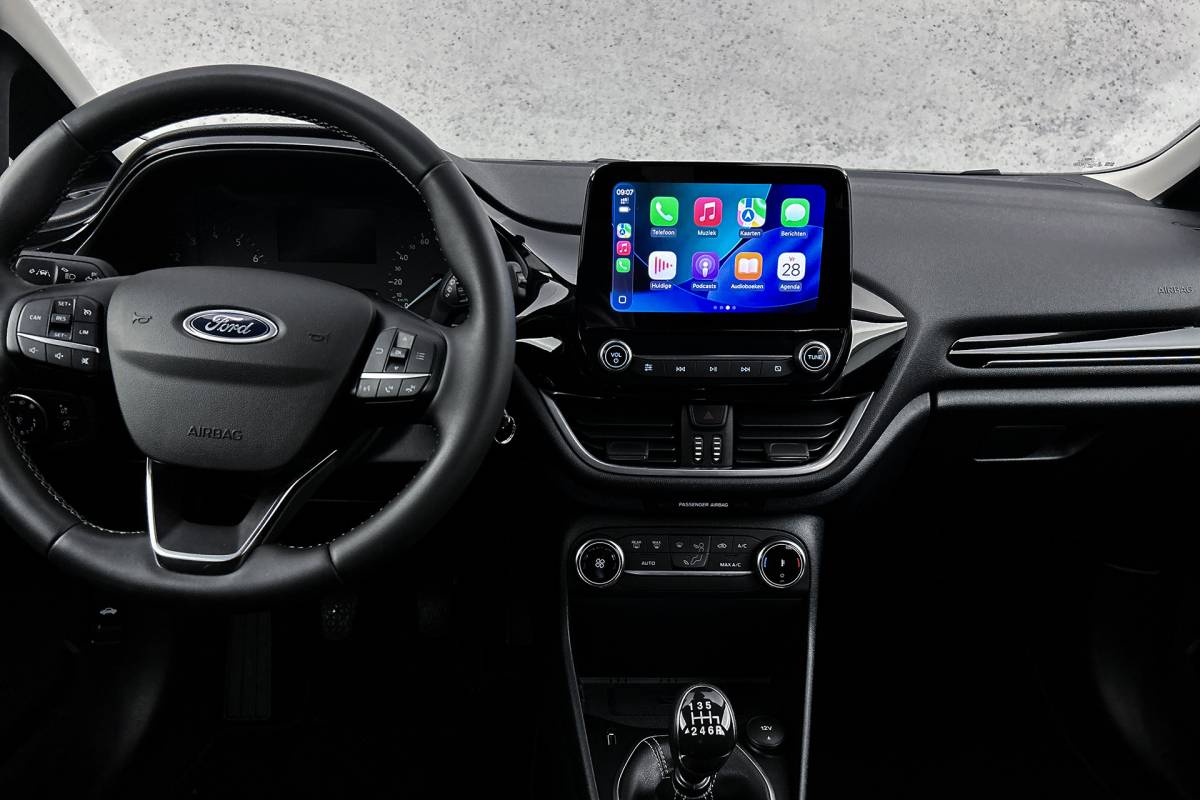Ford Fiesta Ford Fiesta 1.0 EcoBoost Hybrid Titanium | Navigatie | LED koplampen