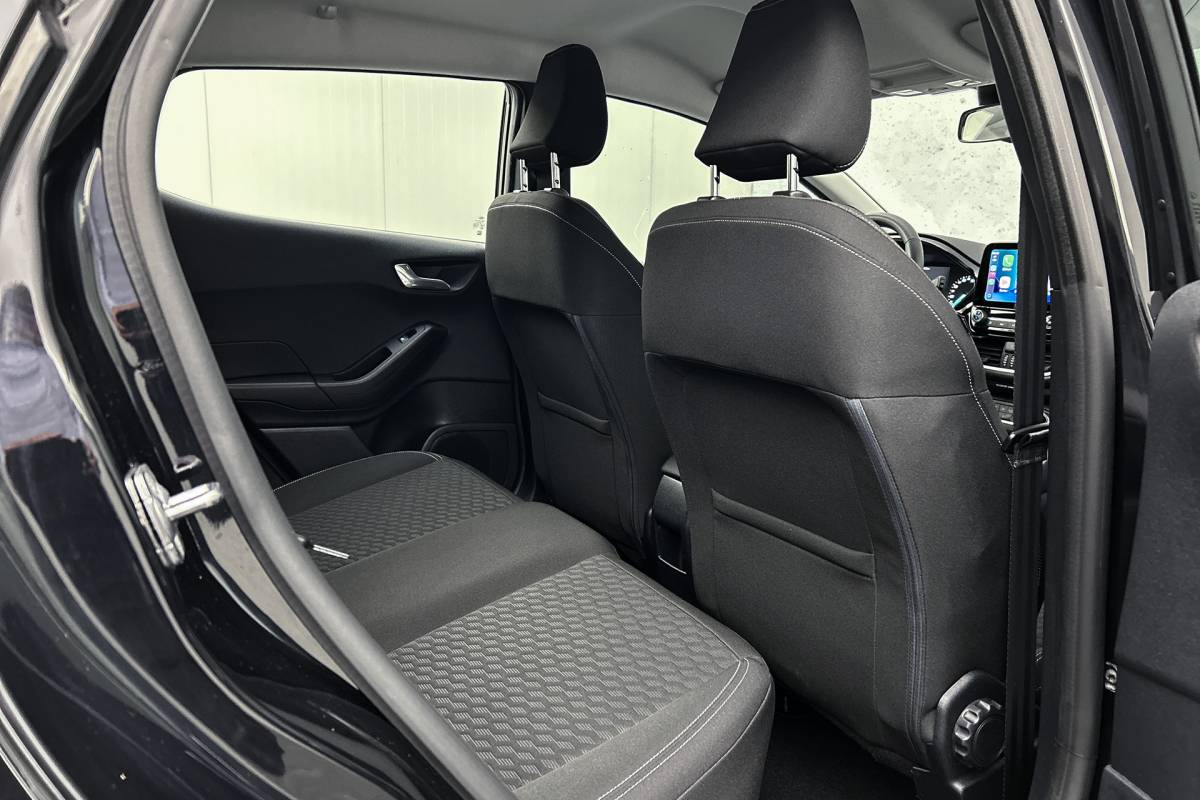 Ford Fiesta Ford Fiesta 1.0 EcoBoost Hybrid Titanium | Navigatie | LED koplampen