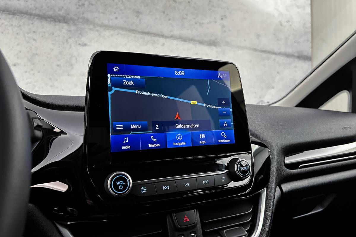 Ford Fiesta Ford Fiesta 1.0 EcoBoost Hybrid Titanium | Navigatie | LED koplampen