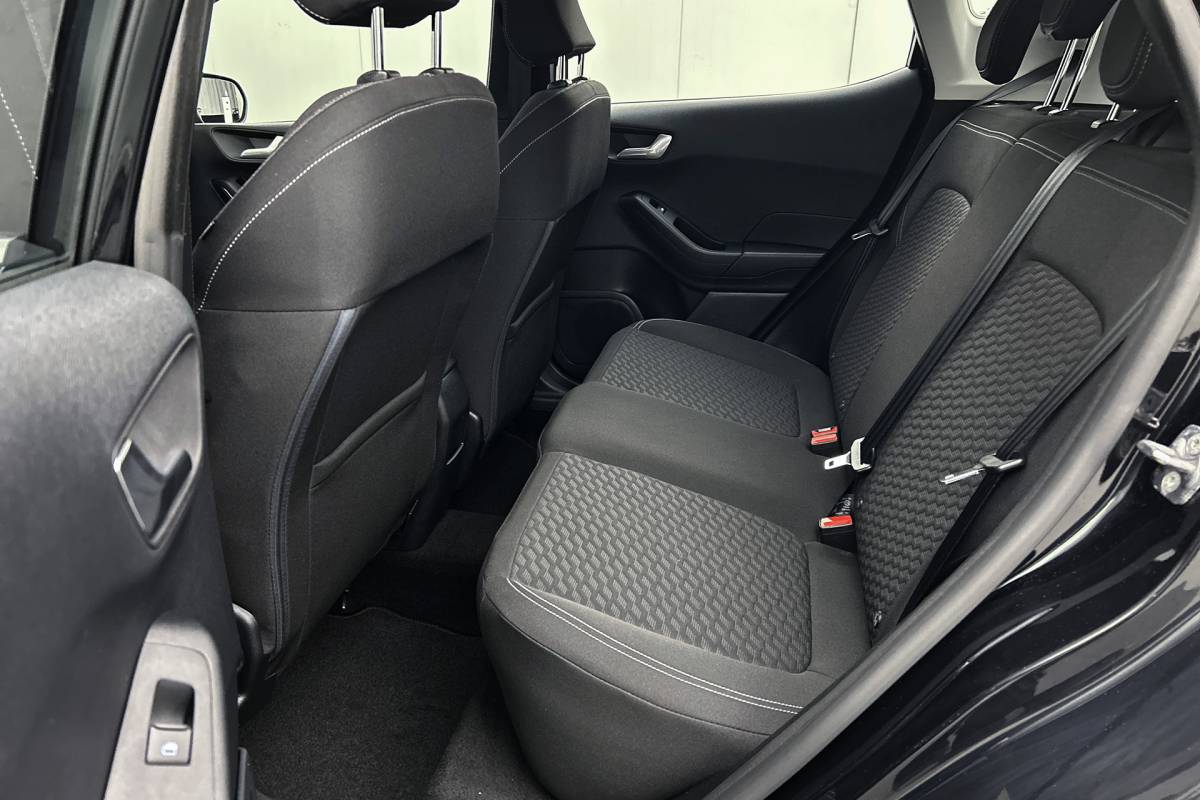 Ford Fiesta Ford Fiesta 1.0 EcoBoost Hybrid Titanium | Navigatie | LED koplampen