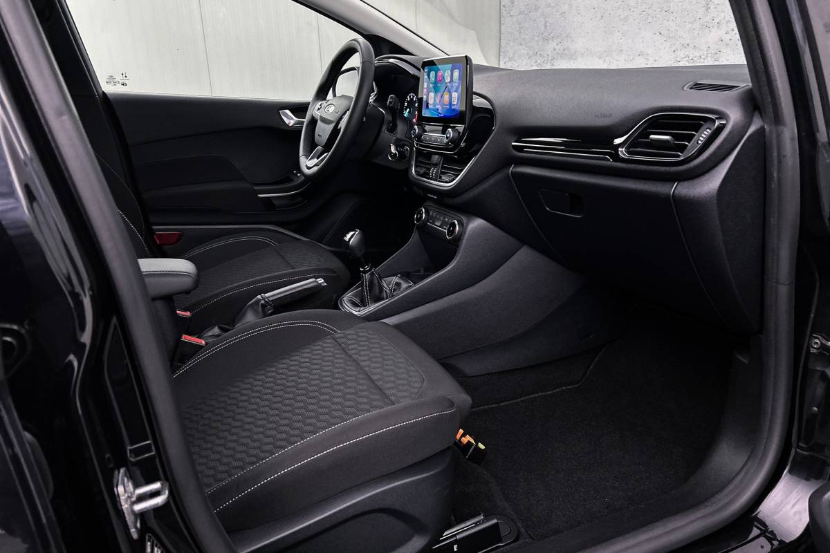 Ford Fiesta Ford Fiesta 1.0 EcoBoost Hybrid Titanium | Navigatie | LED koplampen
