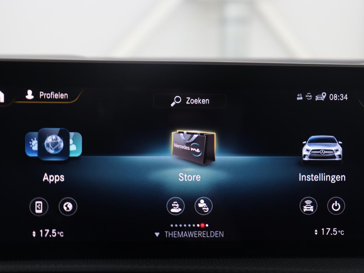 Mercedes-Benz A-Klasse Mercedes-Benz A-klasse 250 Premium Plus | Panoramadak | Leder/alcantara | Memory | Cruise control | Stoelverwarming | Sfeerverlichting | Navigatie | Carplay | Climate control | Camera | Park assist