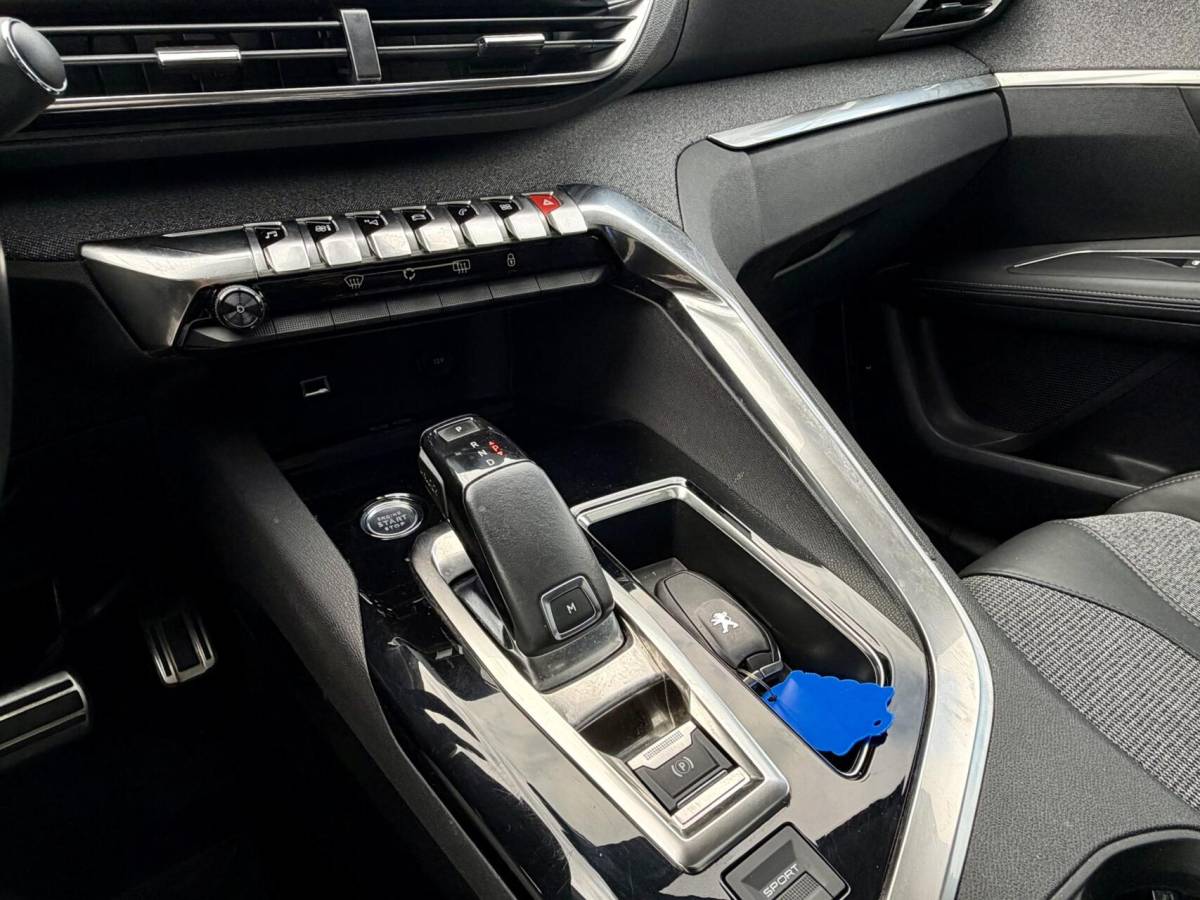 Peugeot 3008 Peugeot 3008 1.6 – 181pk | GT Line | Automaat | Trekhaak | ZEER COMPLEET | Adpt. Cruise | Panoramadak |