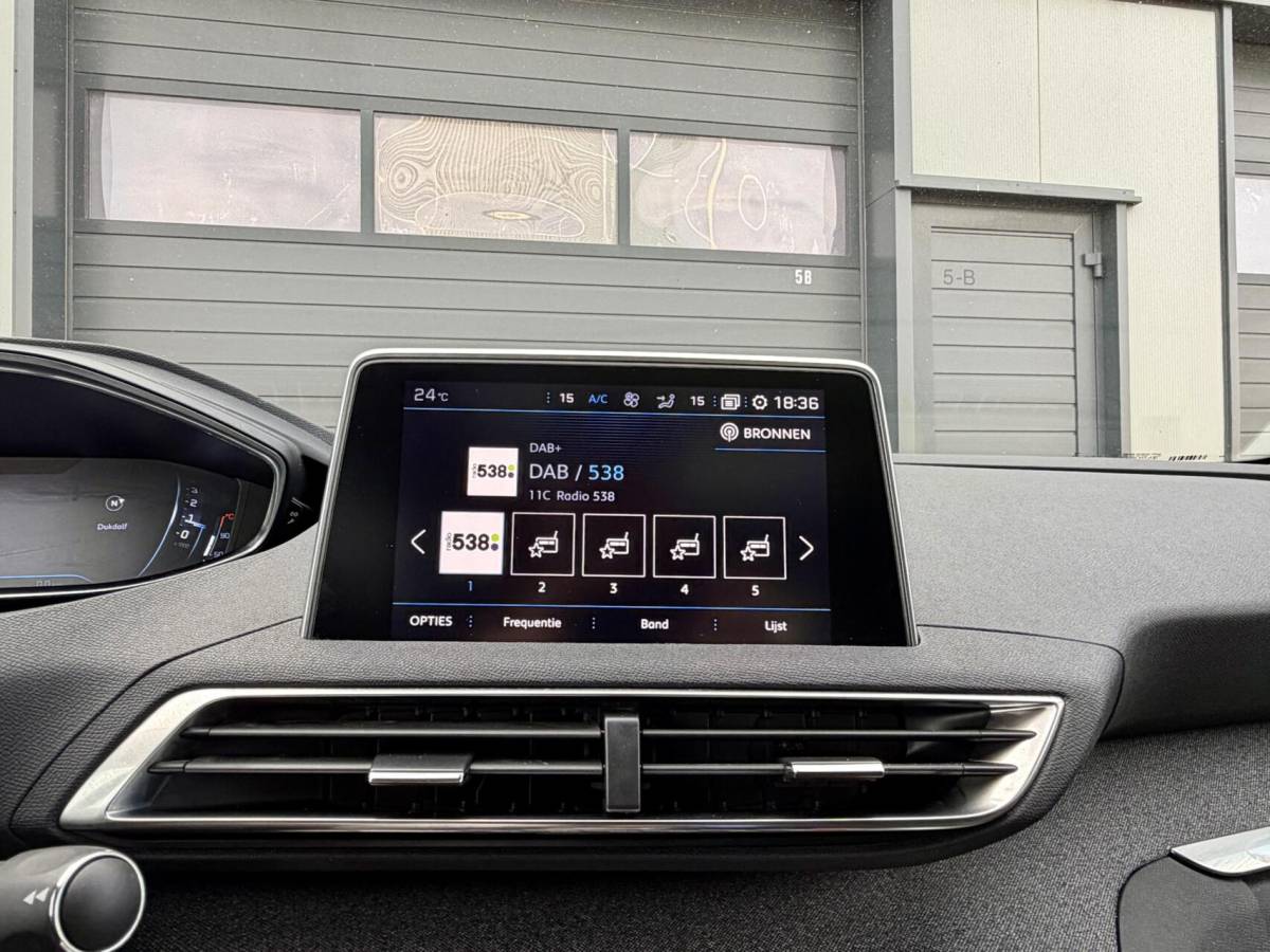 Peugeot 3008 Peugeot 3008 1.6 – 181pk | GT Line | Automaat | Trekhaak | ZEER COMPLEET | Adpt. Cruise | Panoramadak |