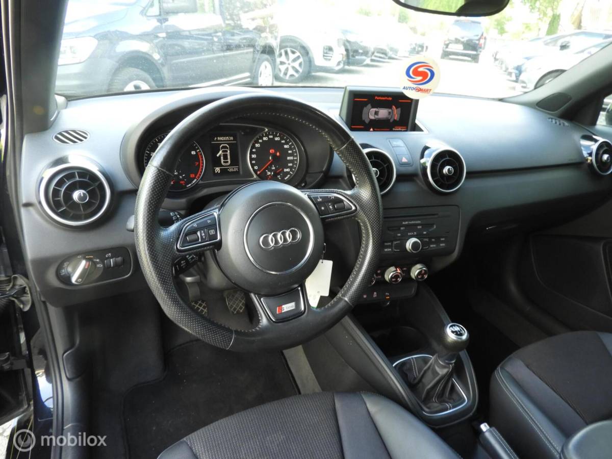Audi A1 Audi A1  1.4 TFSI S Line