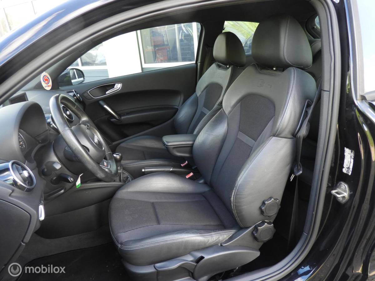 Audi A1 Audi A1  1.4 TFSI S Line