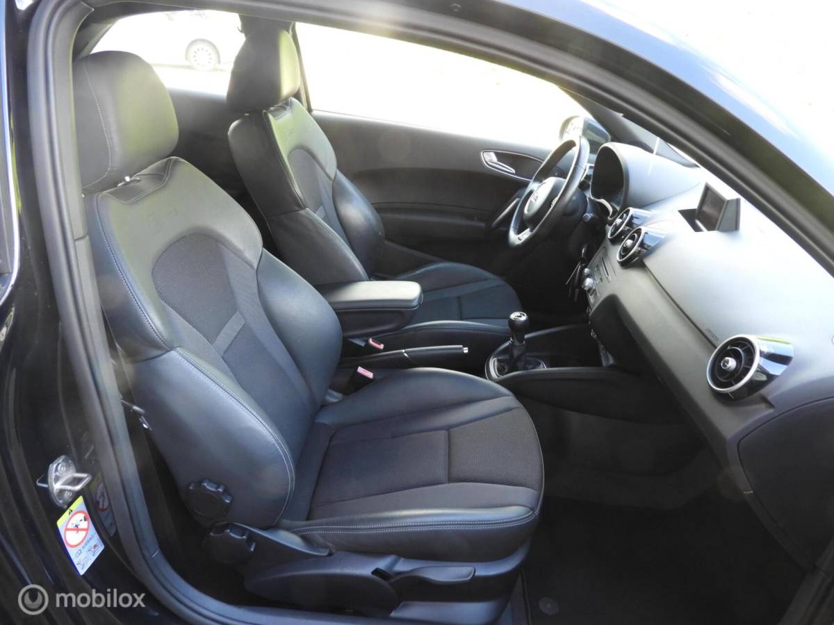 Audi A1 Audi A1  1.4 TFSI S Line