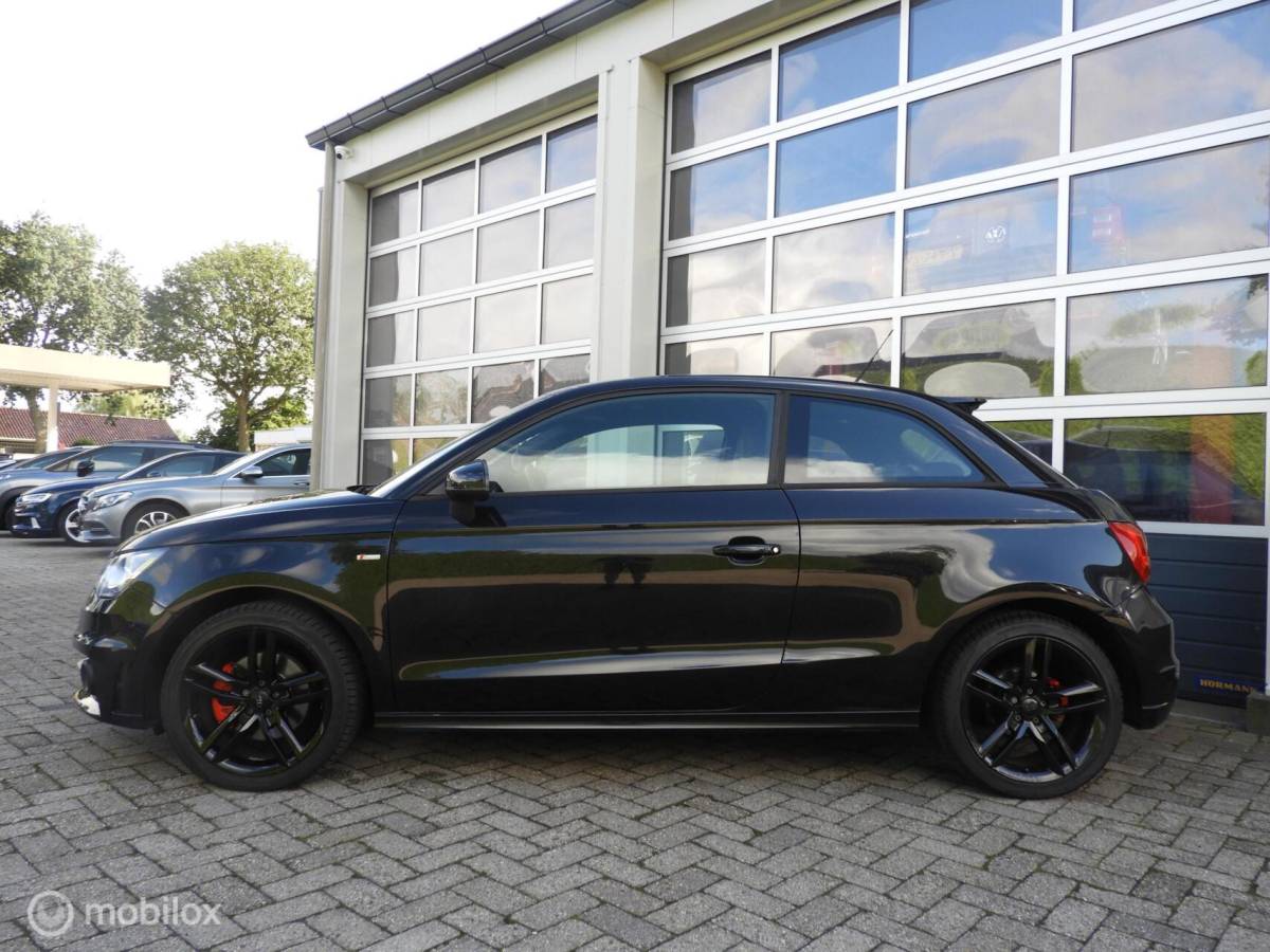 Audi A1 Audi A1  1.4 TFSI S Line