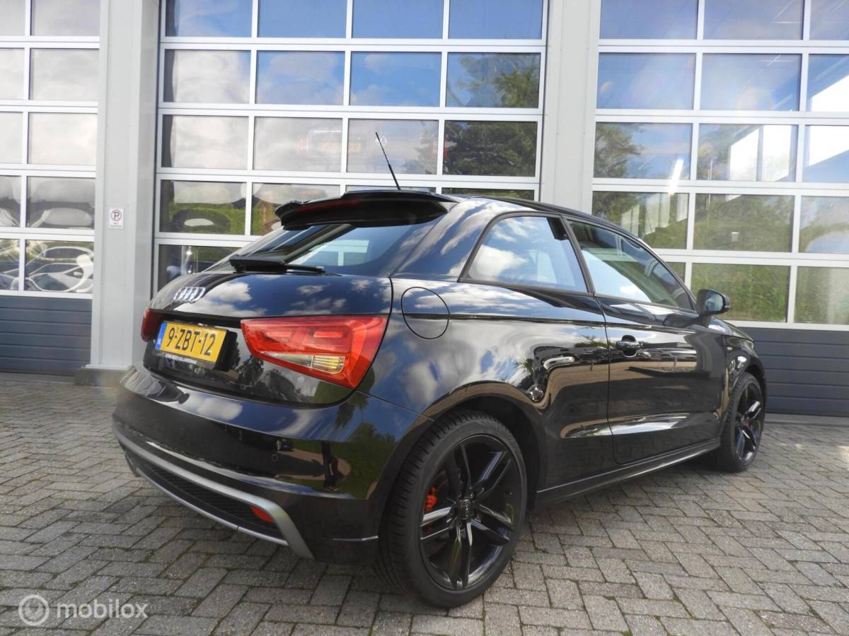 Audi A1 Audi A1  1.4 TFSI S Line
