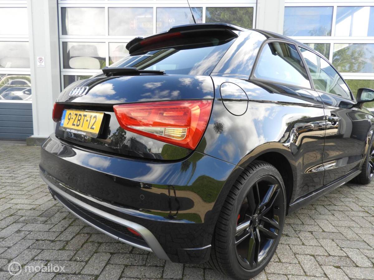 Audi A1 Audi A1  1.4 TFSI S Line