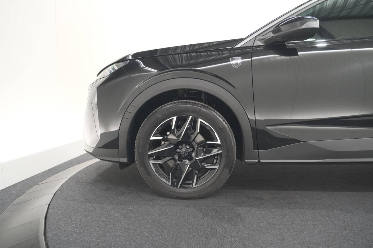Peugeot 5008 Peugeot 5008 1.2 Hybrid 136 GT 7p | Adaptieve Cruise Control | Camera | Elektrische Kofferklep | Stoelverwarming