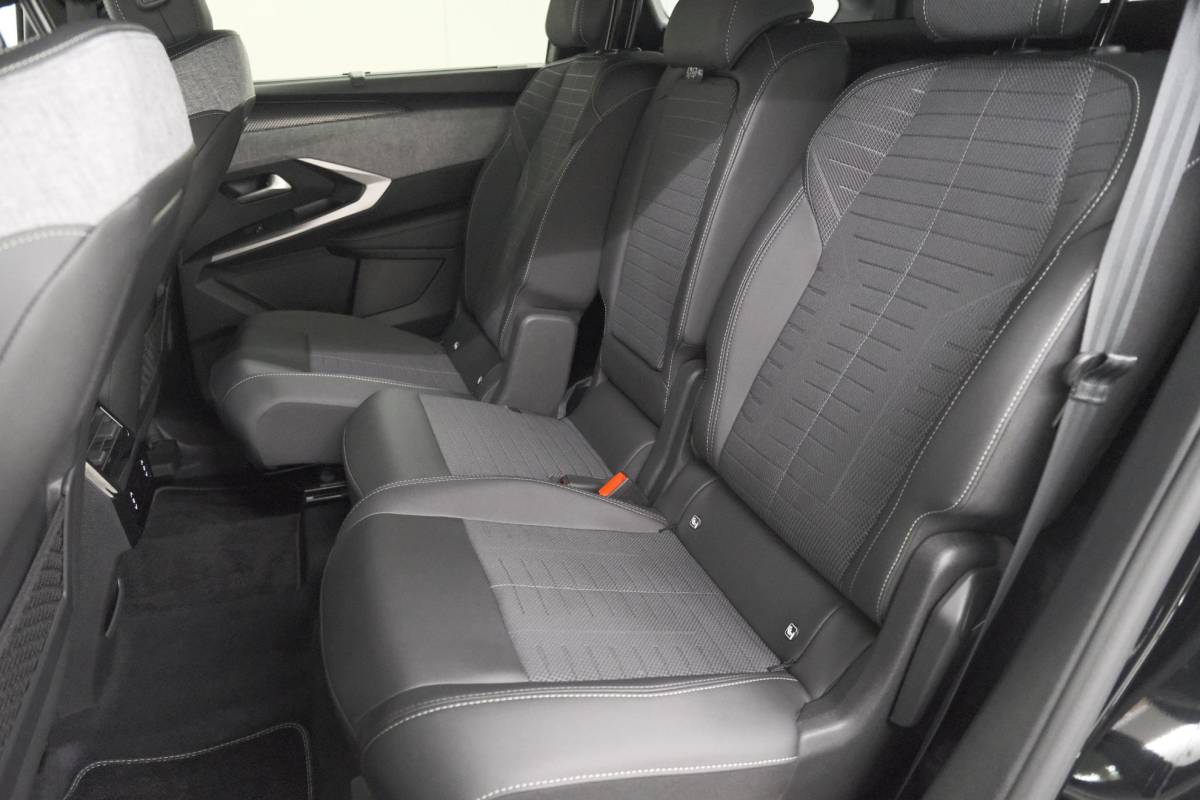 Peugeot 5008 Peugeot 5008 1.2 Hybrid 136 GT 7p | Adaptieve Cruise Control | Camera | Elektrische Kofferklep | Stoelverwarming