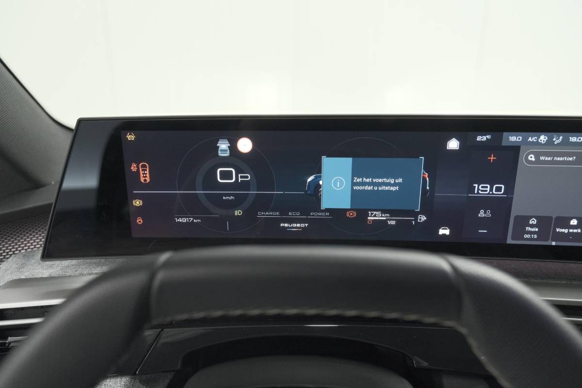 Peugeot 5008 Peugeot 5008 1.2 Hybrid 136 GT 7p | Adaptieve Cruise Control | Camera | Elektrische Kofferklep | Stoelverwarming