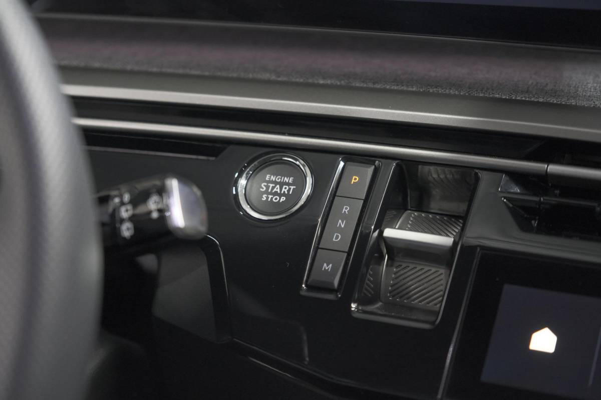 Peugeot 5008 Peugeot 5008 1.2 Hybrid 136 GT 7p | Adaptieve Cruise Control | Camera | Elektrische Kofferklep | Stoelverwarming