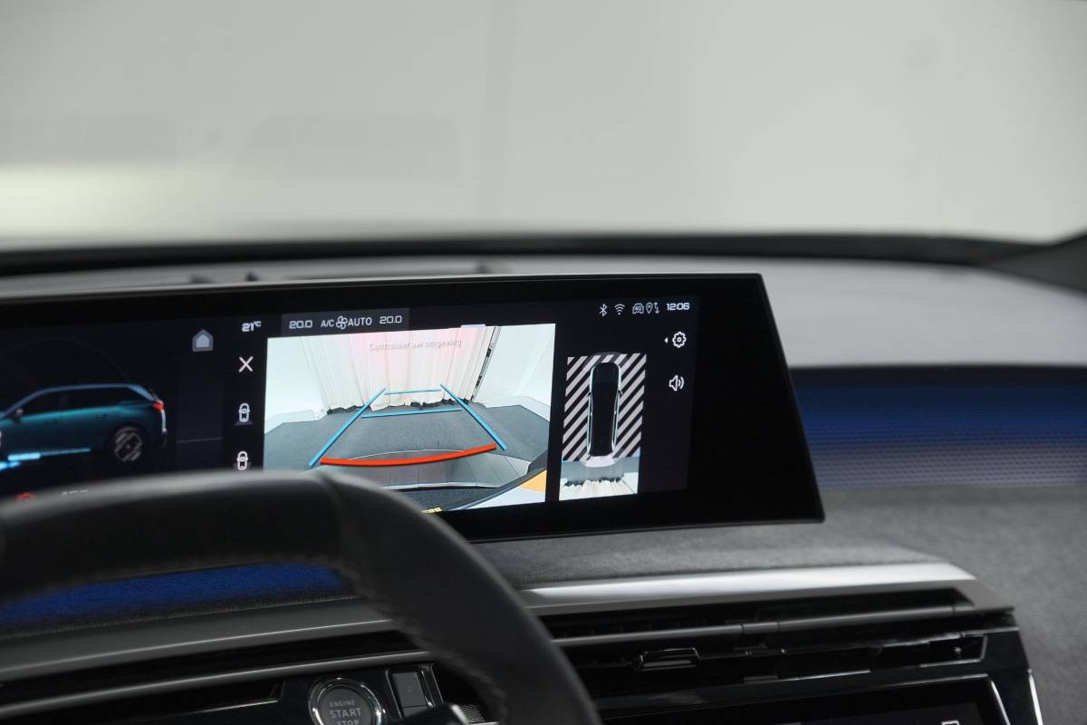 Peugeot 5008 Peugeot 5008 1.2 Hybrid 136 GT 7p | Adaptieve Cruise Control | Camera | Elektrische Kofferklep | Stoelverwarming