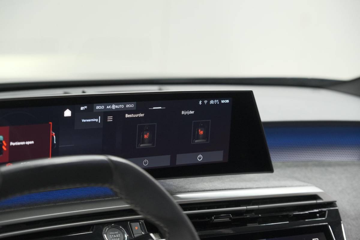 Peugeot 5008 Peugeot 5008 1.2 Hybrid 136 GT 7p | Adaptieve Cruise Control | Camera | Elektrische Kofferklep | Stoelverwarming