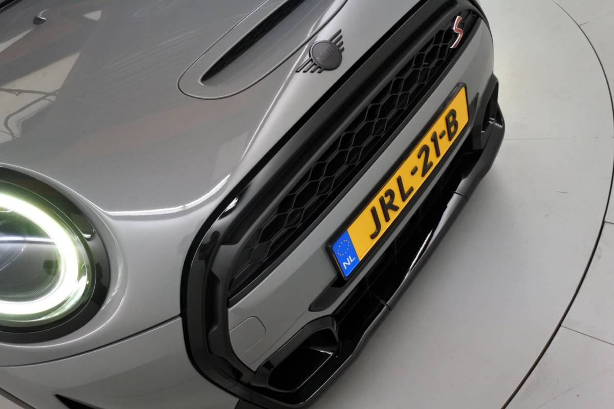 MINI 3-Deurs MINI 3-Deurs 2.0 Cooper S Yours Moonwalk Blacked out