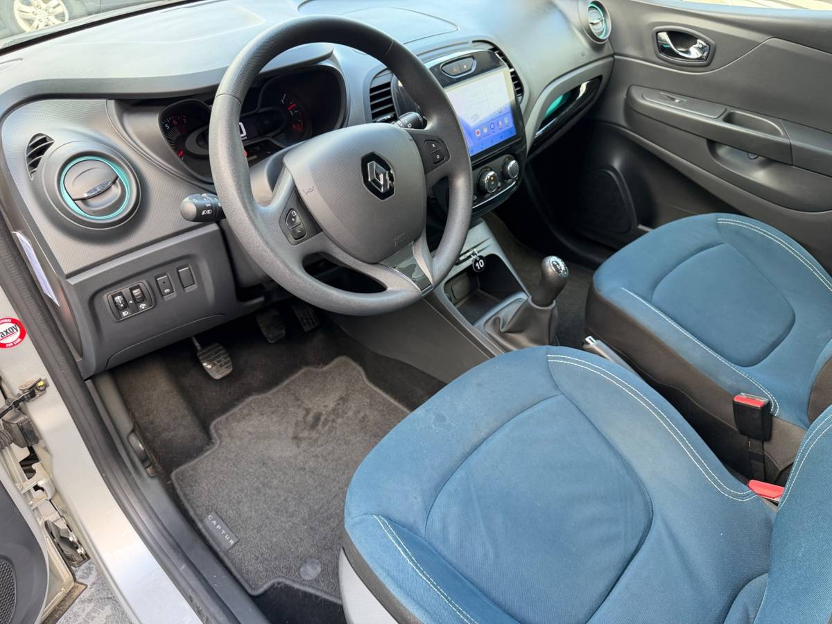 Renault Captur Renault Captur 0.9 TCe Authentique *WEINIG KM*