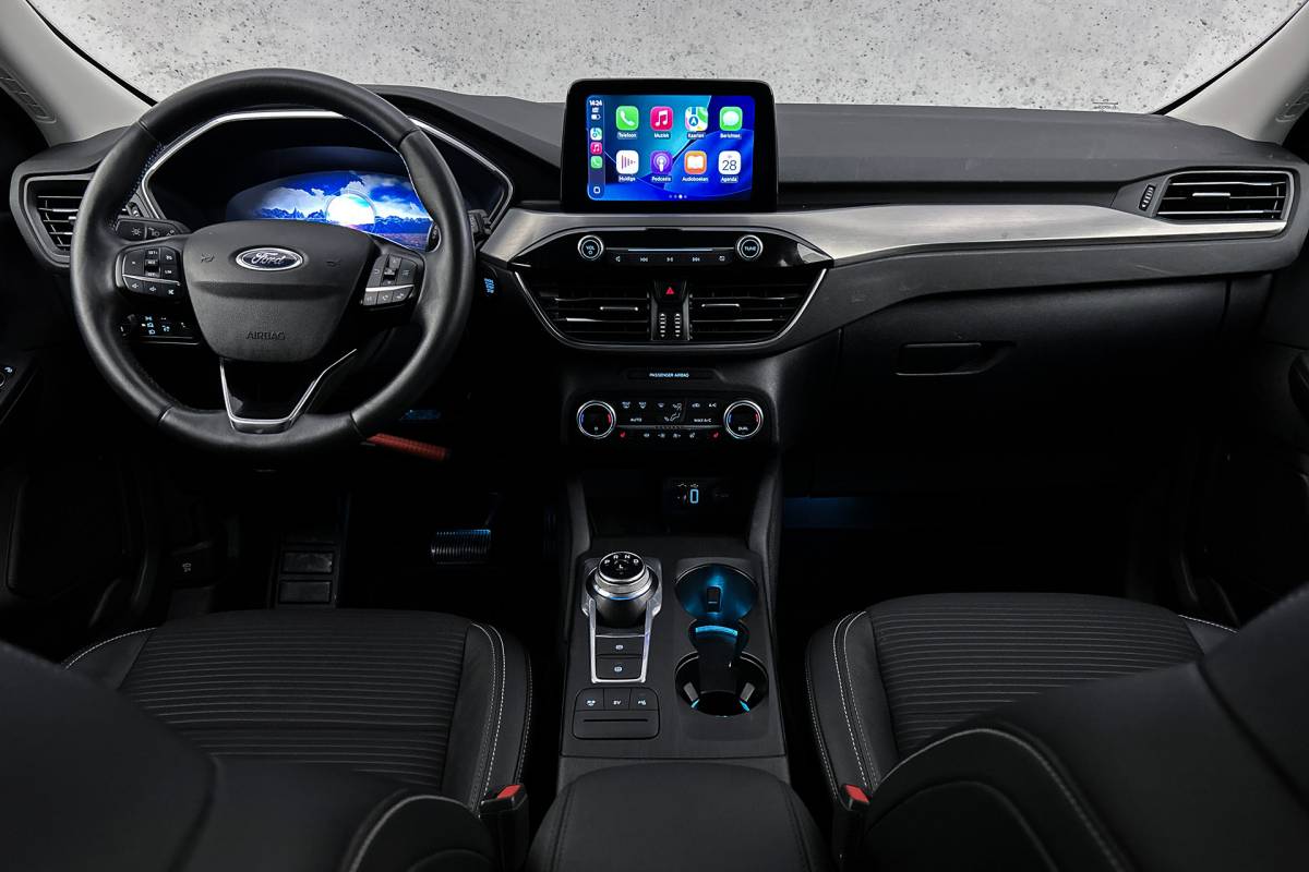 Ford Kuga Ford Kuga 2.5 PHEV Titanium X | Trekhaak | Camera | Stoelverwarming