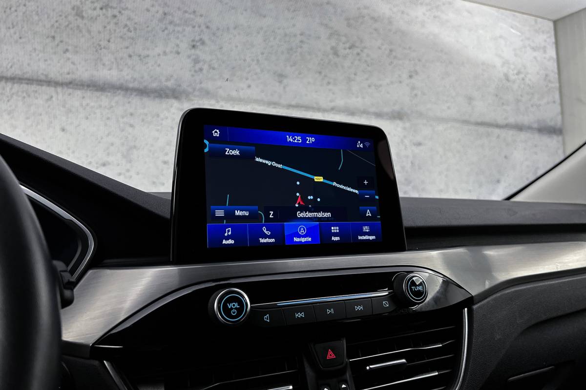 Ford Kuga Ford Kuga 2.5 PHEV Titanium X | Trekhaak | Camera | Stoelverwarming