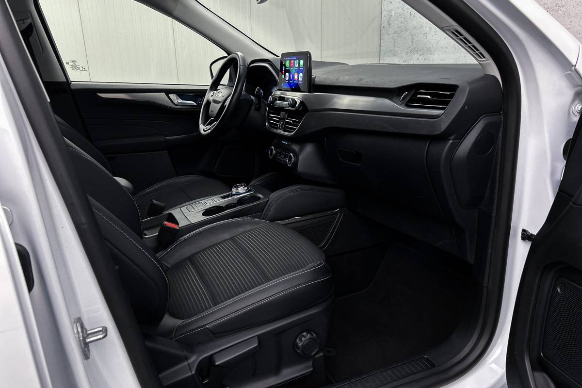 Ford Kuga Ford Kuga 2.5 PHEV Titanium X | Trekhaak | Camera | Stoelverwarming