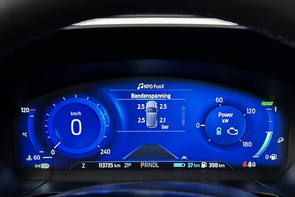 Ford Kuga Ford Kuga 2.5 PHEV Titanium X | Trekhaak | Camera | Stoelverwarming