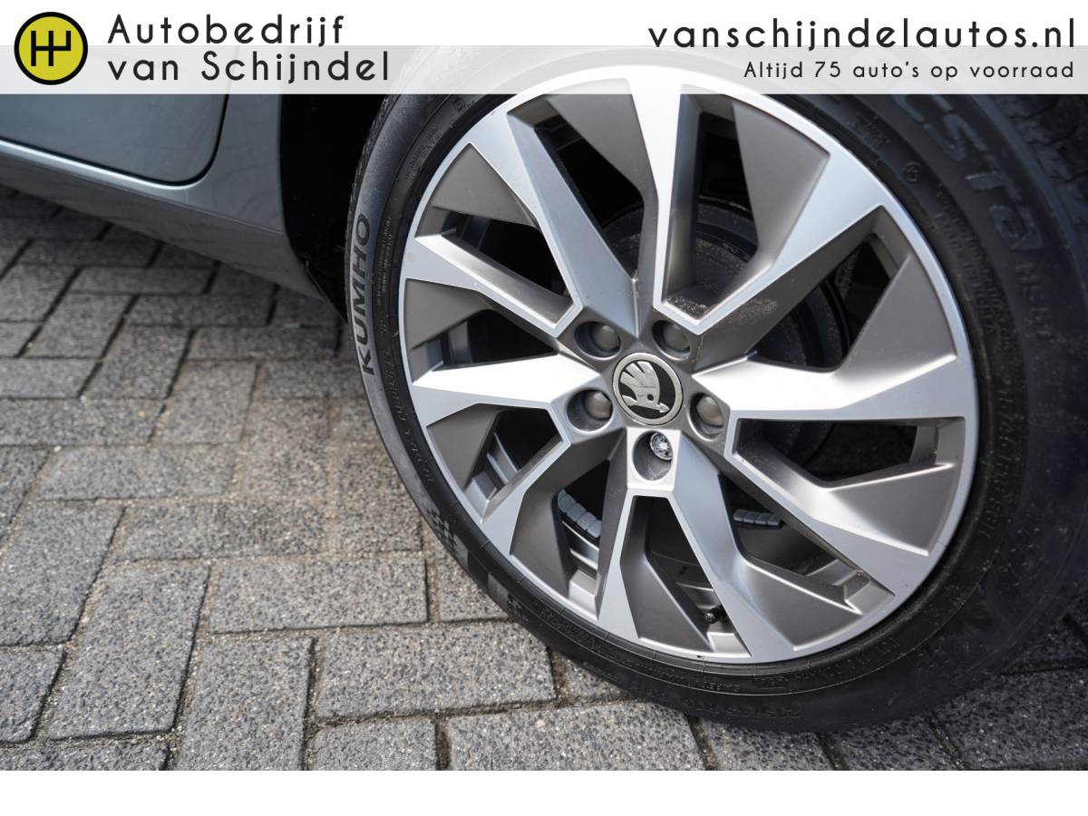 Škoda Fabia ŠKODA Fabia Combi 1.0 TSI 96PK BUSINESS EDITION ORIGINEEL NEDERLANDS NAVIGATIE ANDROID/APPLECARPLAY STOELVERWARMING LED ADAPTIEVE CRUISE PDC V+A 16INCH KEYLESS ENZ…