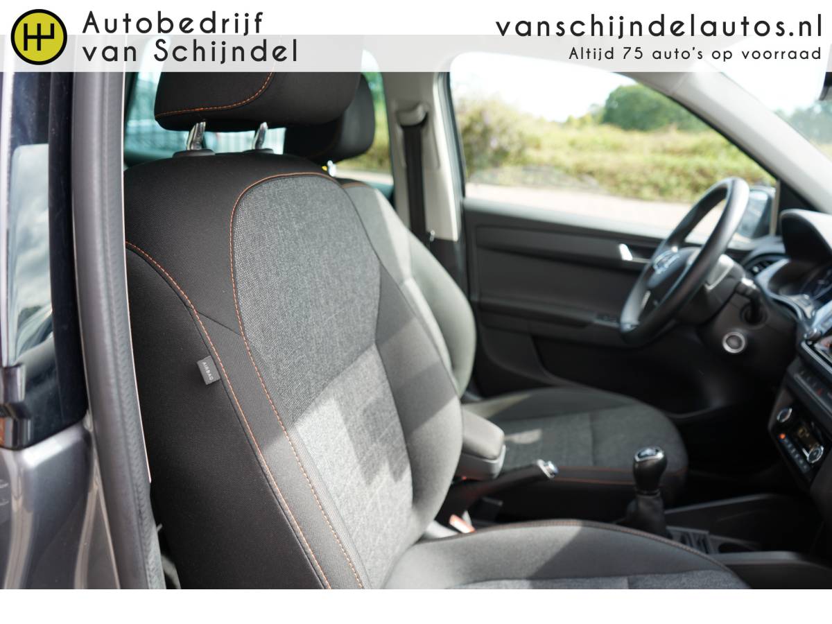 Škoda Fabia ŠKODA Fabia Combi 1.0 TSI 96PK BUSINESS EDITION ORIGINEEL NEDERLANDS NAVIGATIE ANDROID/APPLECARPLAY STOELVERWARMING LED ADAPTIEVE CRUISE PDC V+A 16INCH KEYLESS ENZ…