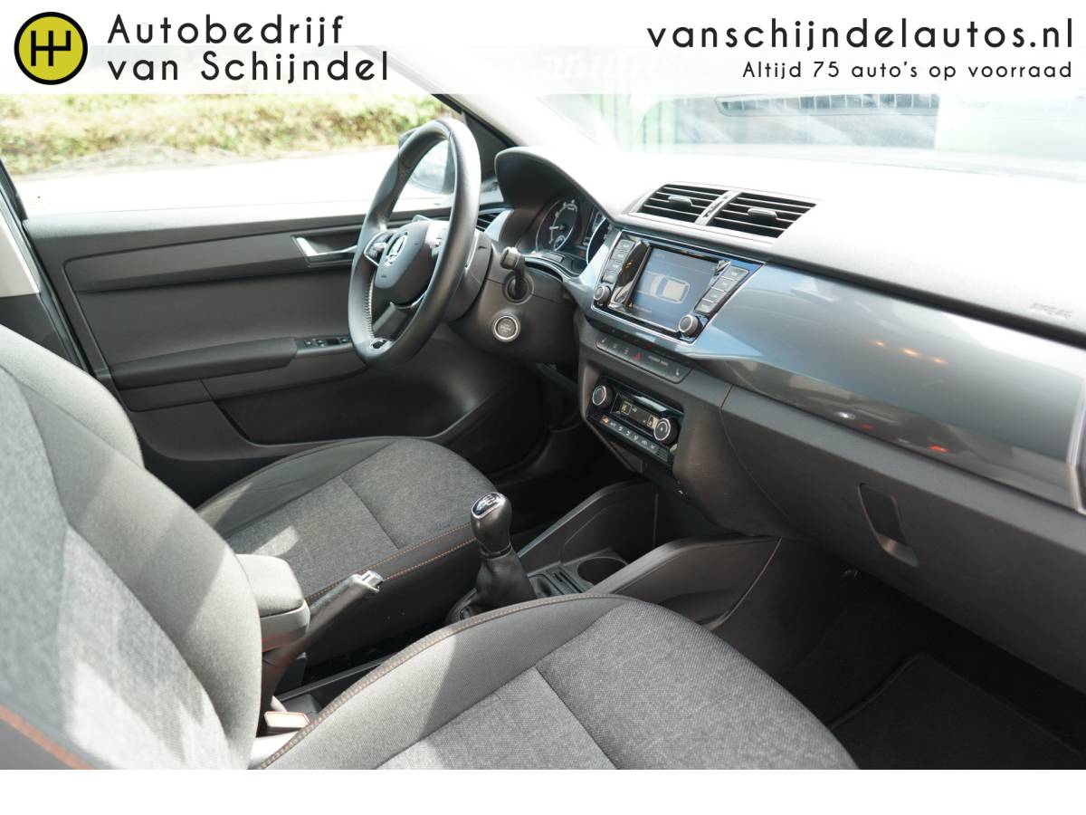 Škoda Fabia ŠKODA Fabia Combi 1.0 TSI 96PK BUSINESS EDITION ORIGINEEL NEDERLANDS NAVIGATIE ANDROID/APPLECARPLAY STOELVERWARMING LED ADAPTIEVE CRUISE PDC V+A 16INCH KEYLESS ENZ…
