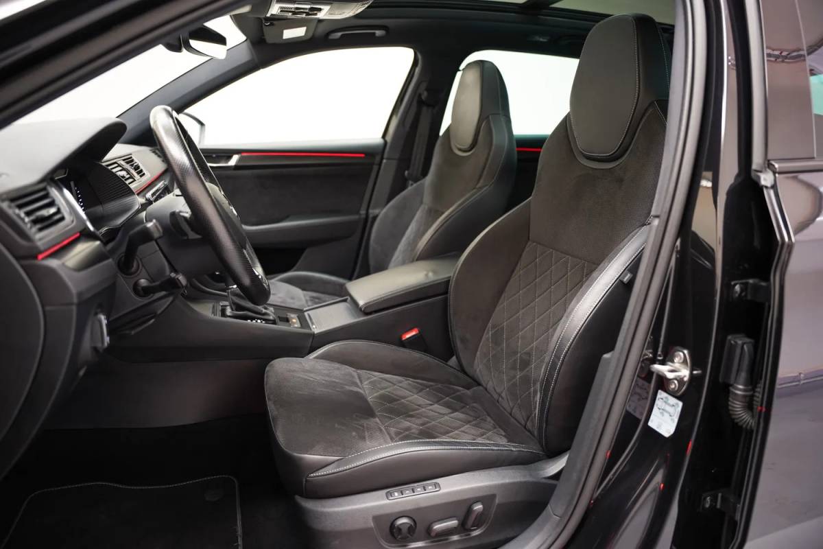 Škoda Superb Skoda Superb Combi 1.4 TSI PHEV Sportline [ Virtual Panorama LED Navi 360°cam Memory ]