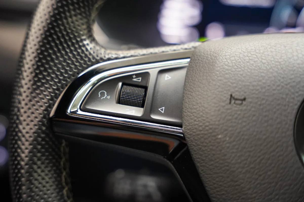 Škoda Superb Skoda Superb Combi 1.4 TSI PHEV Sportline [ Virtual Panorama LED Navi 360°cam Memory ]