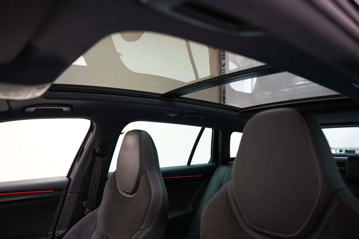 Škoda Superb Skoda Superb Combi 1.4 TSI PHEV Sportline [ Virtual Panorama LED Navi 360°cam Memory ]