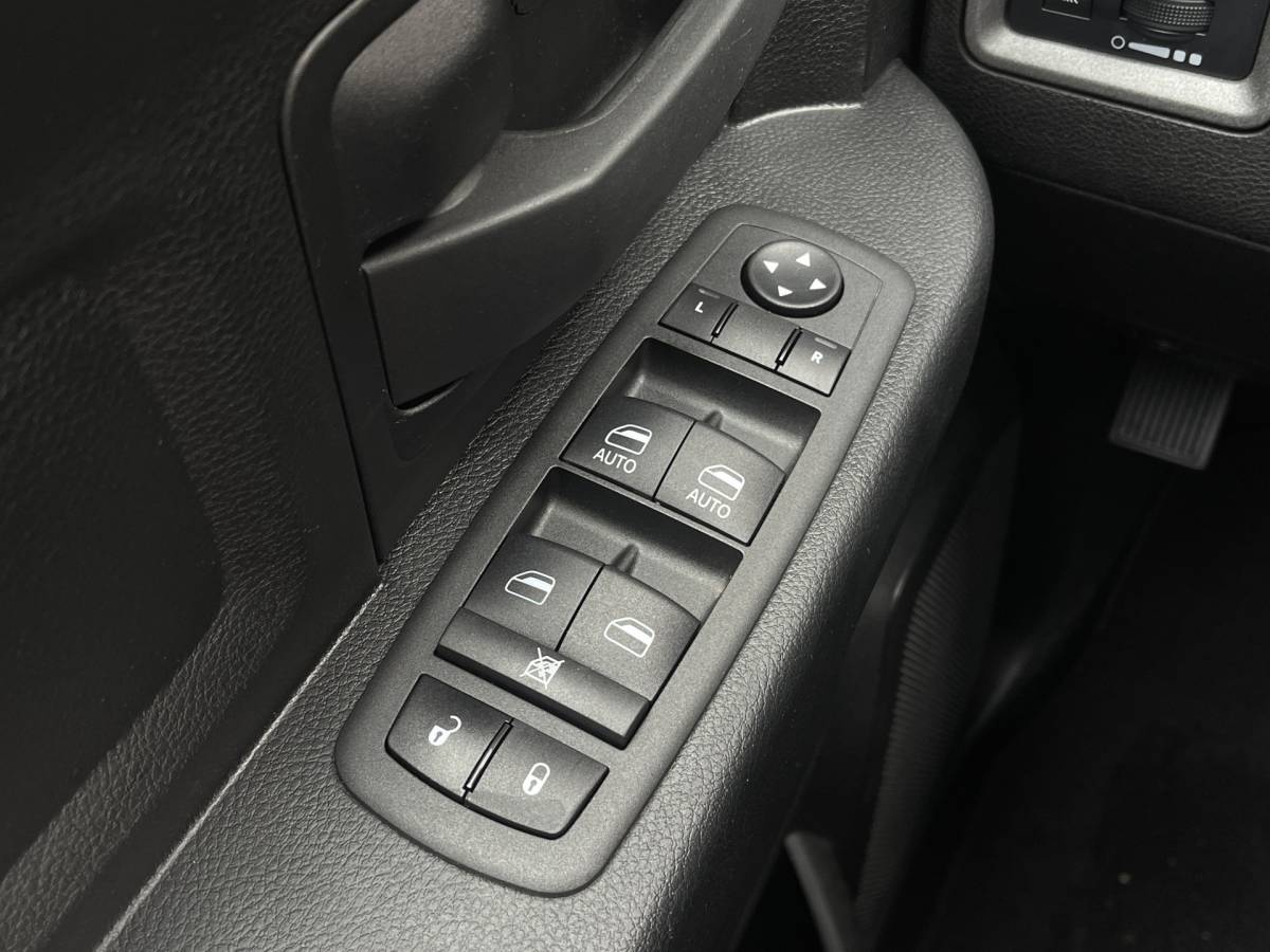 Dodge Ram 1500 Dodge RAM 1500 CLASSIC 5.7 V8 CLASSIC NIGHT 4×4 | LPG | | 3500KG Trekken | Apple Carplay | Cruise Control | Achteruitrij Camera | 20” Lichtmetaal |