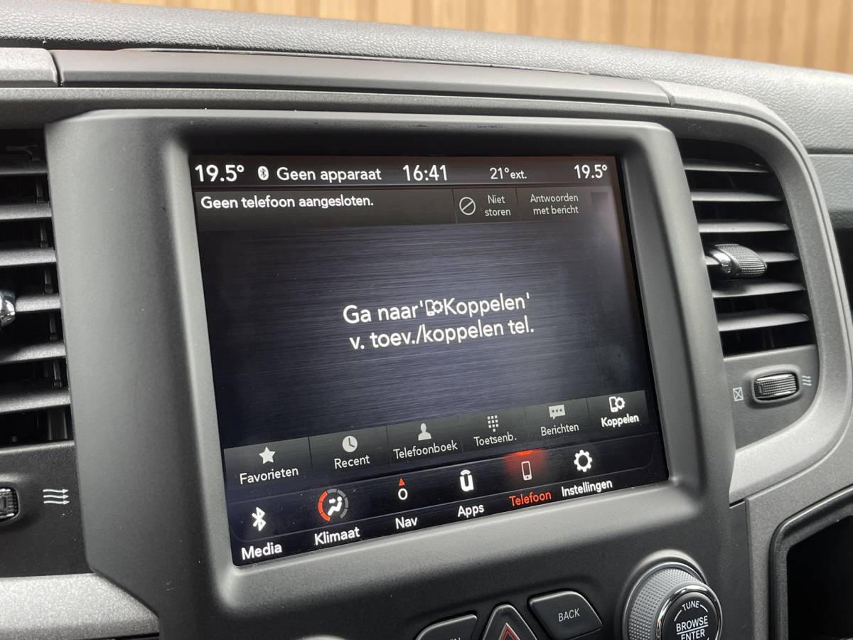 Dodge Ram 1500 Dodge RAM 1500 CLASSIC 5.7 V8 CLASSIC NIGHT 4×4 | LPG | | 3500KG Trekken | Apple Carplay | Cruise Control | Achteruitrij Camera | 20” Lichtmetaal |