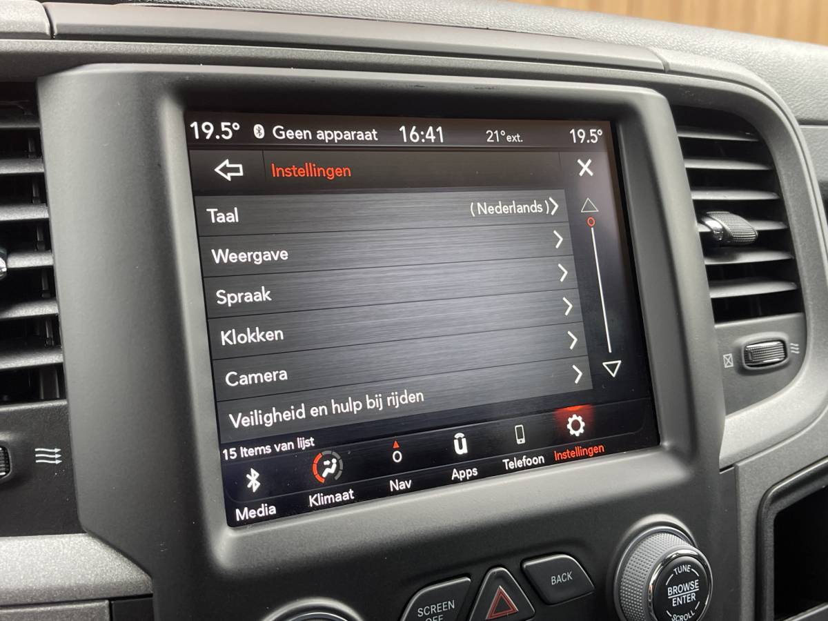 Dodge Ram 1500 Dodge RAM 1500 CLASSIC 5.7 V8 CLASSIC NIGHT 4×4 | LPG | | 3500KG Trekken | Apple Carplay | Cruise Control | Achteruitrij Camera | 20” Lichtmetaal |