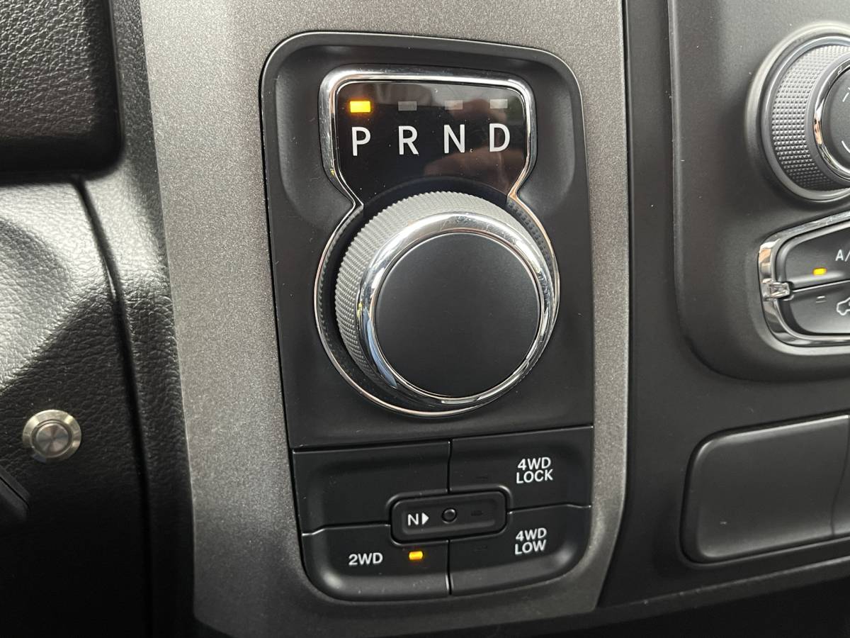 Dodge Ram 1500 Dodge RAM 1500 CLASSIC 5.7 V8 CLASSIC NIGHT 4×4 | LPG | | 3500KG Trekken | Apple Carplay | Cruise Control | Achteruitrij Camera | 20” Lichtmetaal |