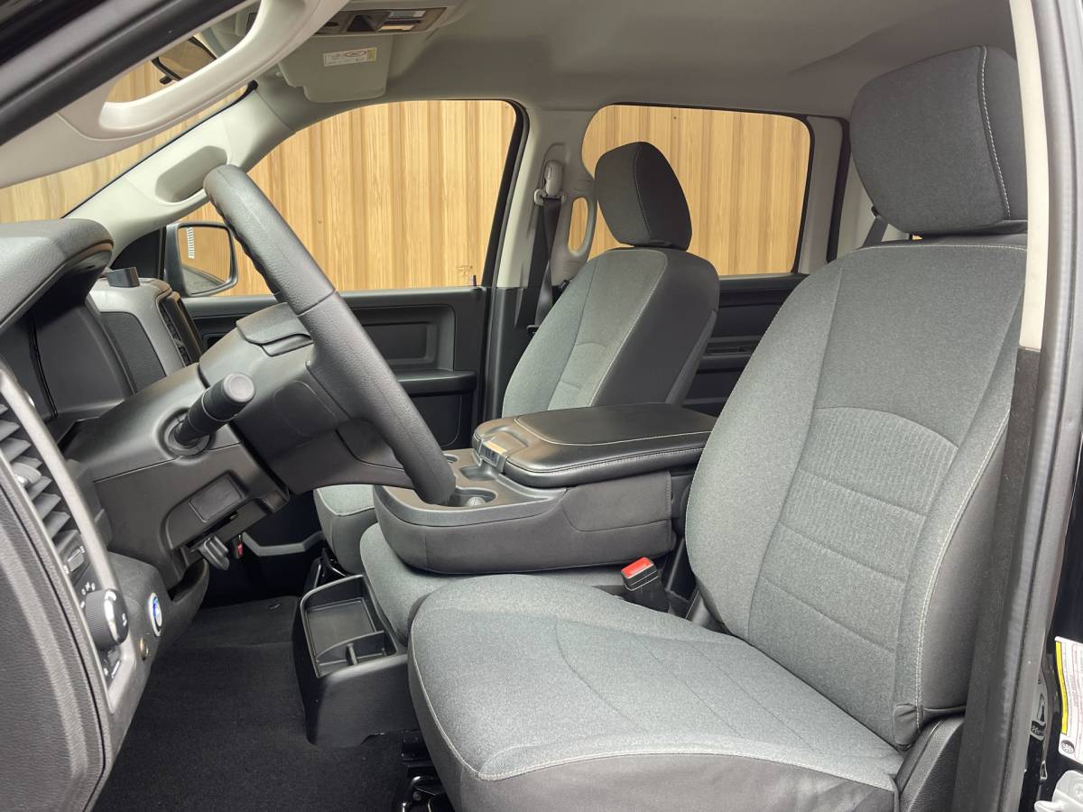 Dodge Ram 1500 Dodge RAM 1500 CLASSIC 5.7 V8 CLASSIC NIGHT 4×4 | LPG | | 3500KG Trekken | Apple Carplay | Cruise Control | Achteruitrij Camera | 20” Lichtmetaal |