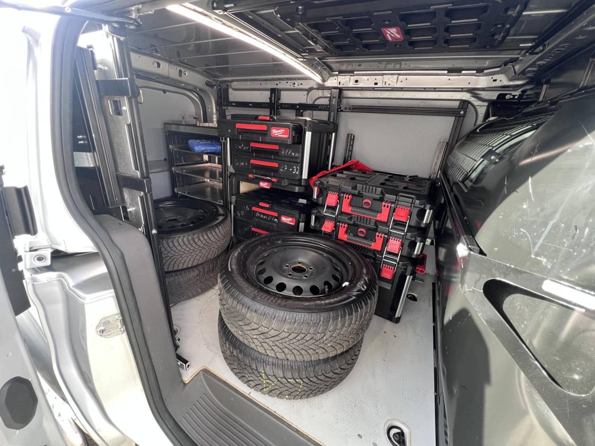 Ford Transit Connect Ford Transit Connect 1.5 EcoBlue L2 Trend