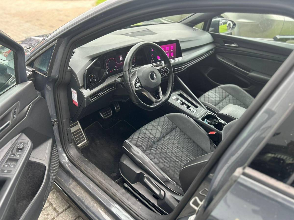 Volkswagen Golf Volkswagen Golf 1.5 eTSI R-Line Business