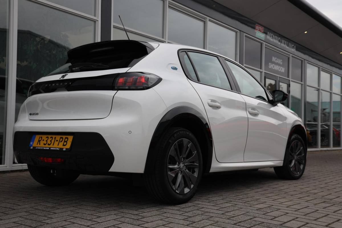 Peugeot e-208 Peugeot e-208 EV Active Pack 50 kWh|3 Fase|SOH 93%!|Carplay|Full LED|Clima|Cruise