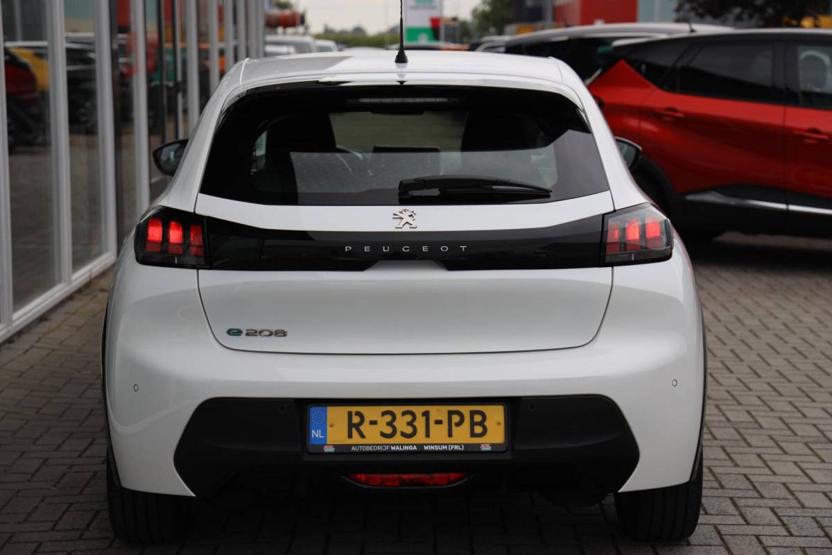 Peugeot e-208 Peugeot e-208 EV Active Pack 50 kWh|3 Fase|SOH 93%!|Carplay|Full LED|Clima|Cruise