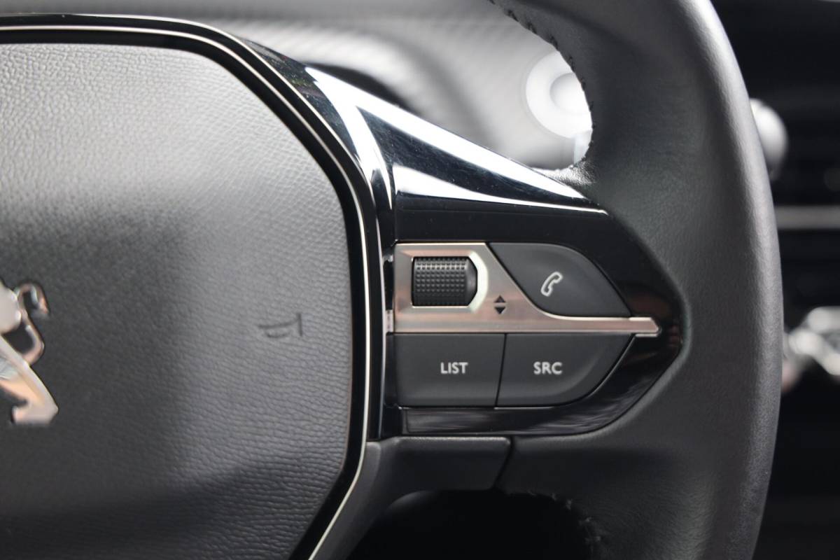 Peugeot e-208 Peugeot e-208 EV Active Pack 50 kWh|3 Fase|SOH 93%!|Carplay|Full LED|Clima|Cruise